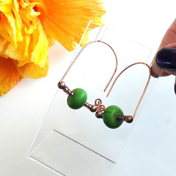 artisan earrings 626#mfs Green stone Magnesite gemstone coins Copper threader ro - Picture 4 of 5